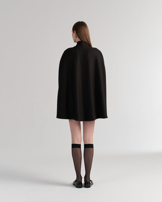 Lierre Cape – Schwarzes Designer-Cape