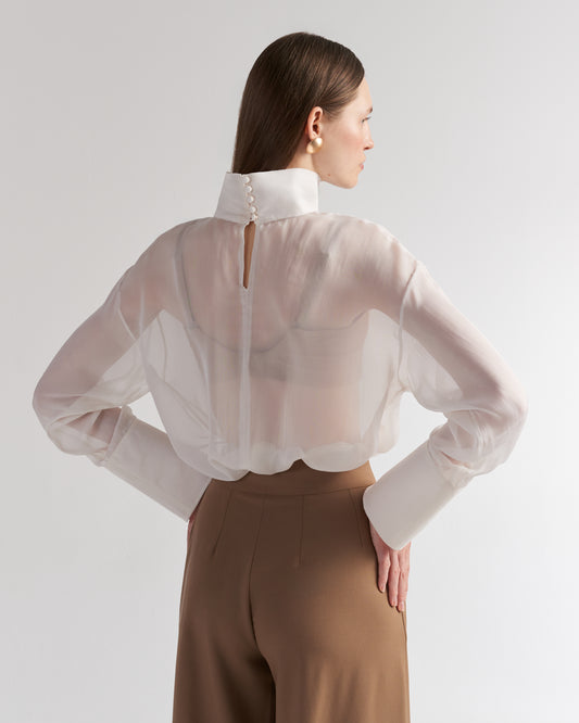 Seidenbluse mit Stehkragen