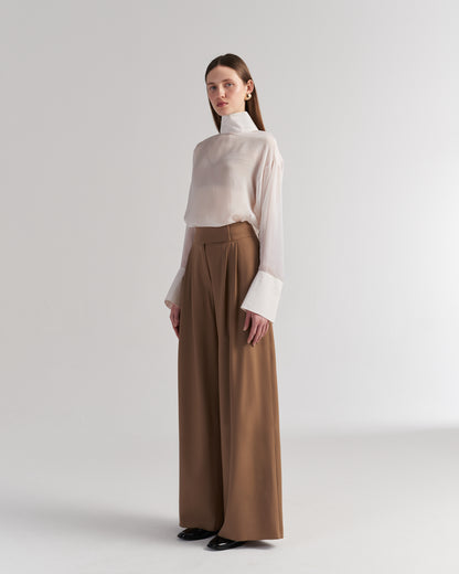 Seidenbluse mit Stehkragen