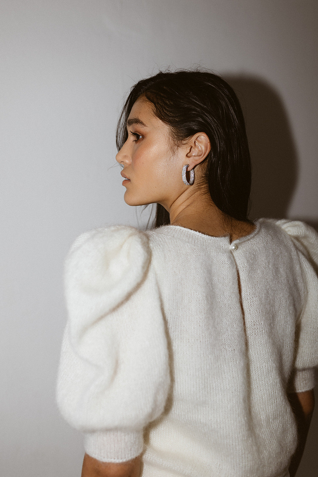 BOLD IVY - Extravaganter Brautpullover
